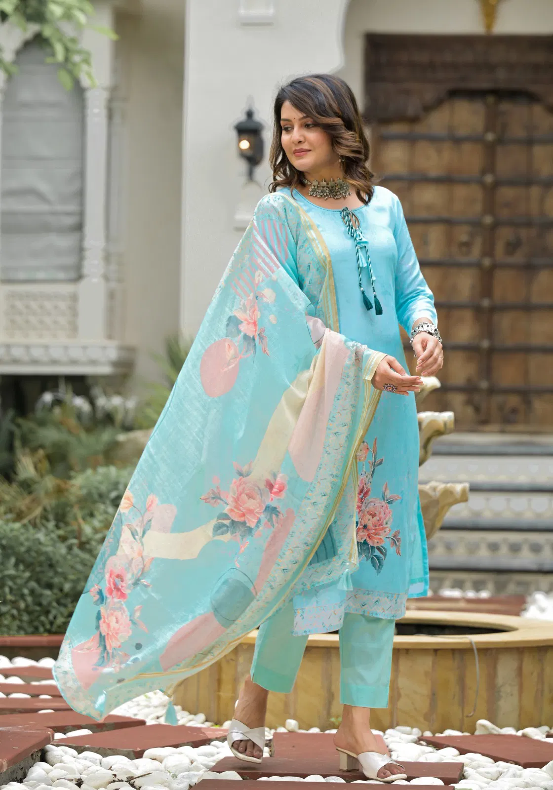 Label Khoj 9751-52 Linen Printed Designer Readymade Suits Wholesale Price In Surat